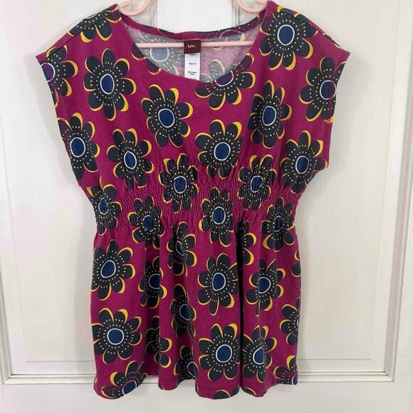 Tea size 10 purple floral design top - Picture 1 of 3